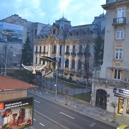 Ferienwohnung Victoria Plaza Two Bdr Apt Bukarest Exterior foto
